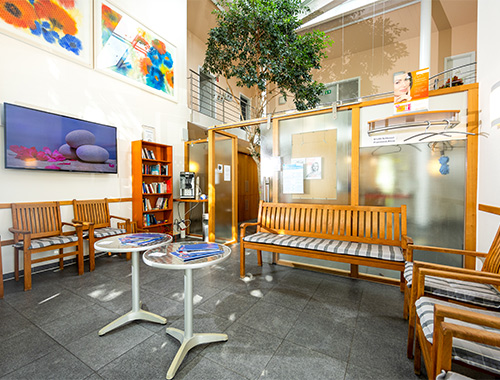 praxisklinik-kleve-wartezimmer